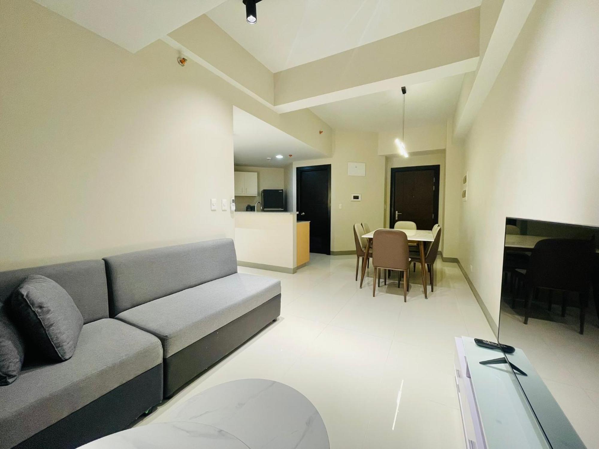 Uptown Parksuites Bgc Тагуиг Екстериор снимка