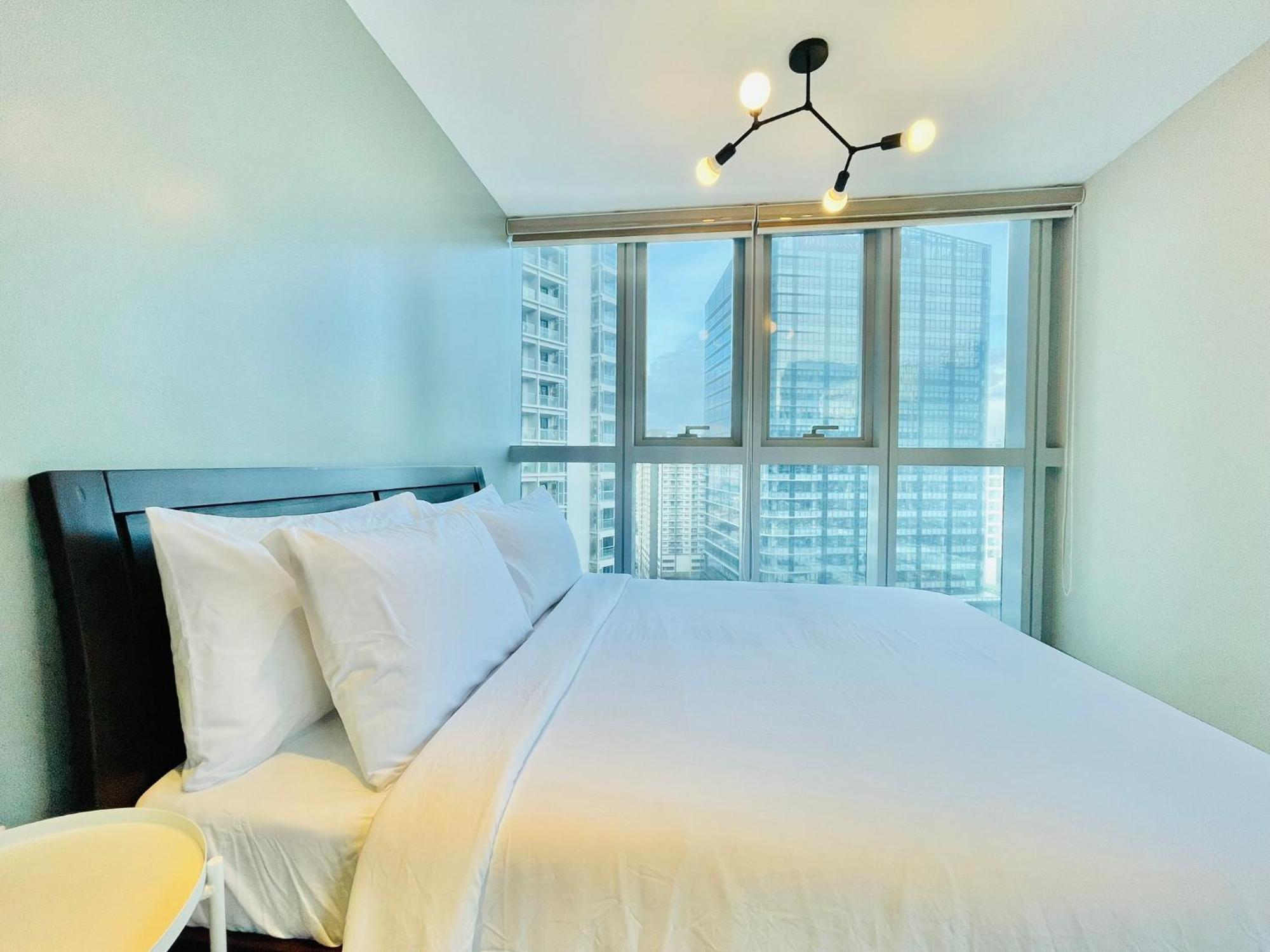 Uptown Parksuites Bgc Тагуиг Екстериор снимка