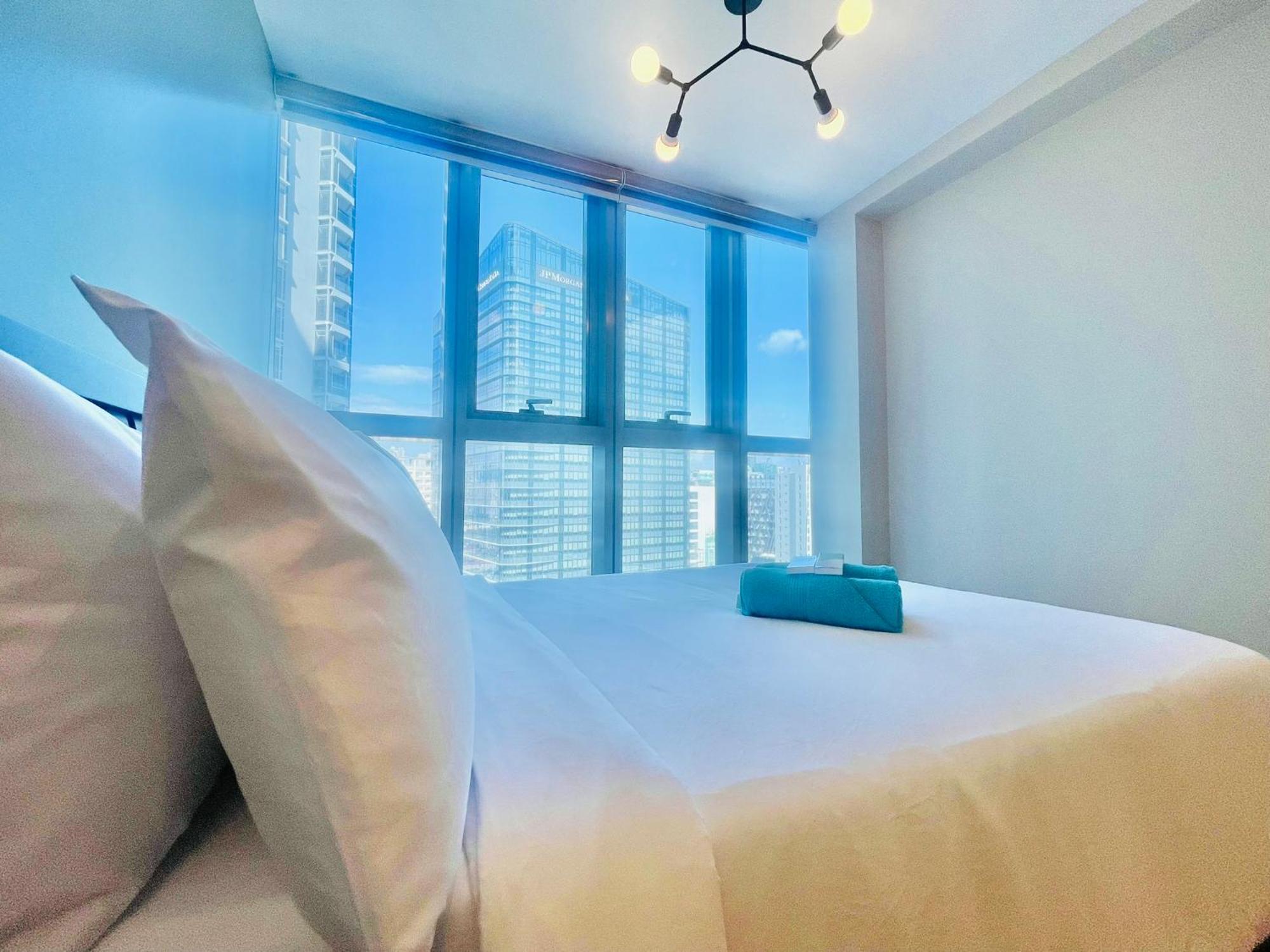 Uptown Parksuites Bgc Тагуиг Екстериор снимка