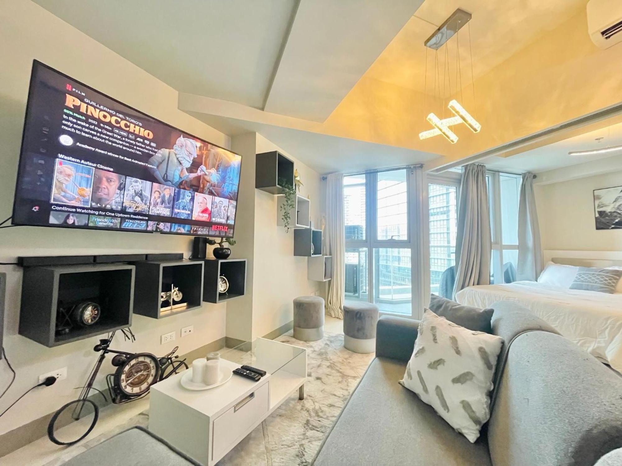 Uptown Parksuites Bgc Тагуиг Екстериор снимка