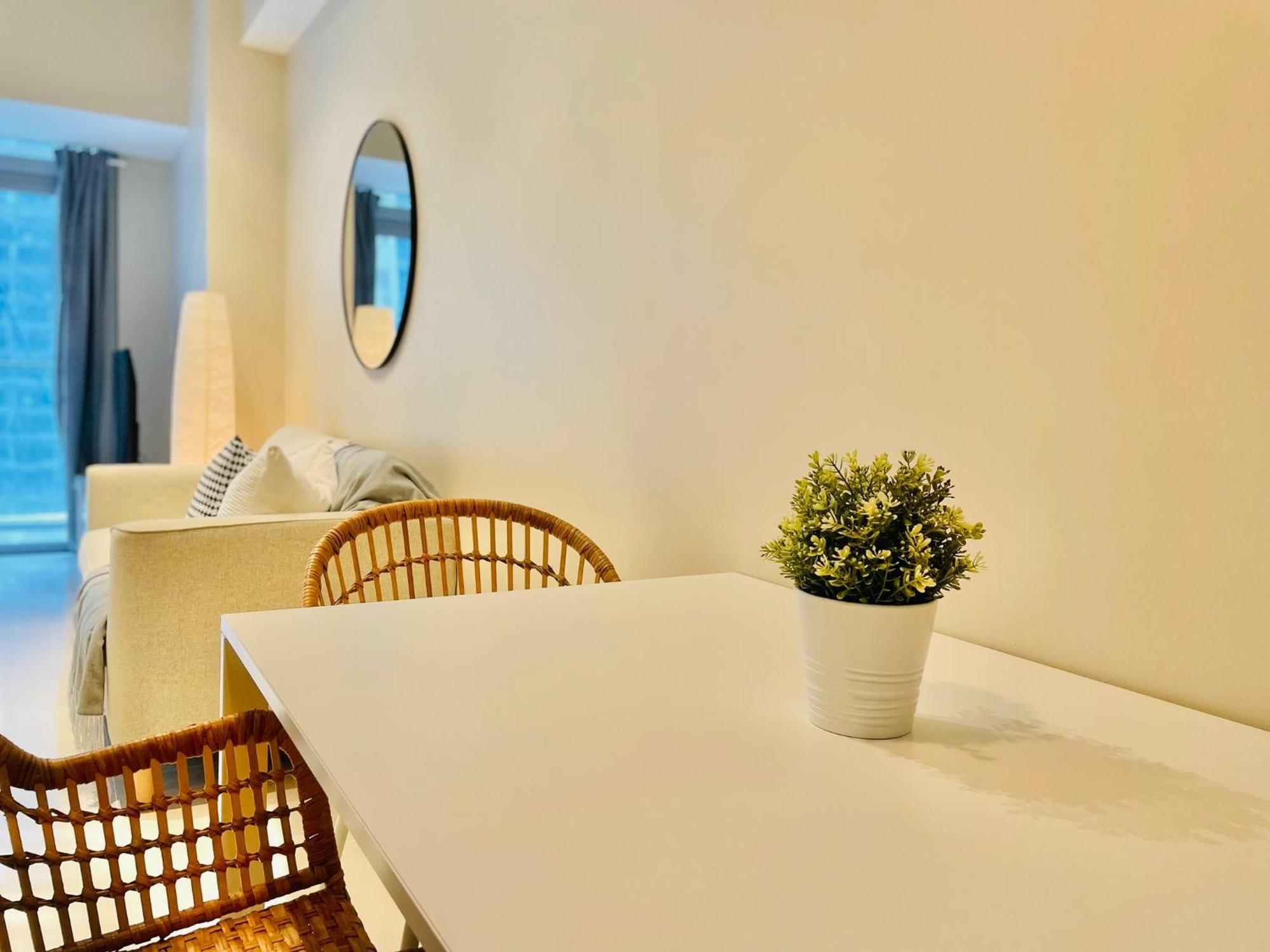 Uptown Parksuites Bgc Тагуиг Екстериор снимка